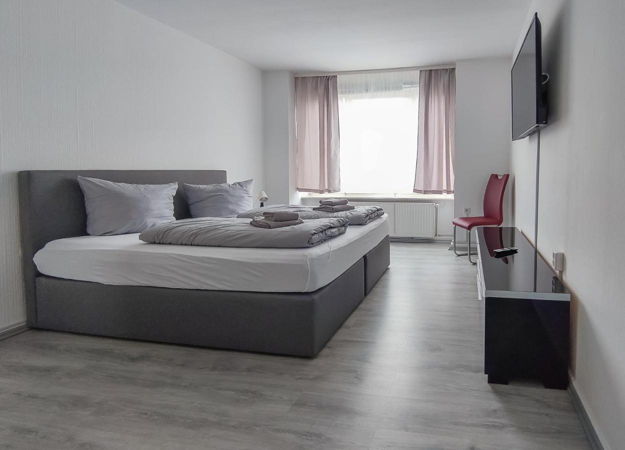 Zwehrener Hof 3*