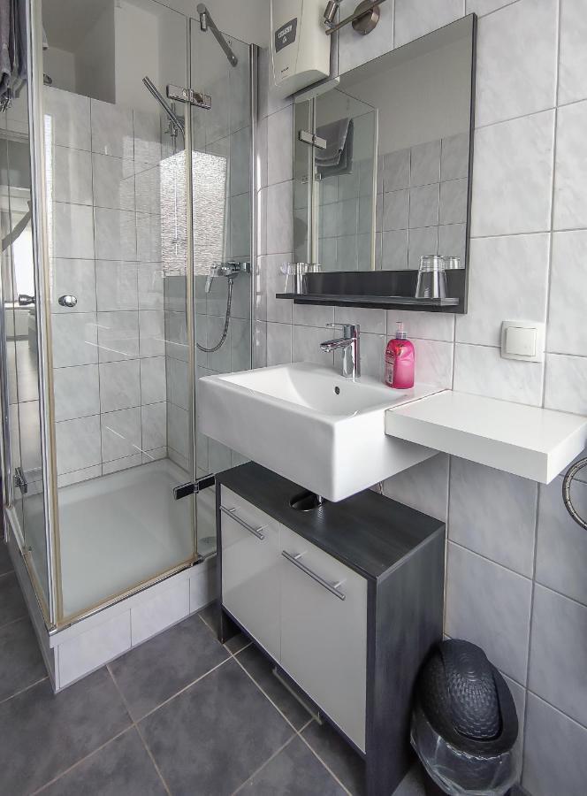 Отель Zwehrener Hof 3*