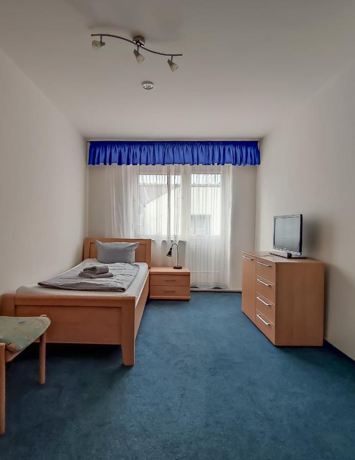 Zwehrener Hof Отель Кассель