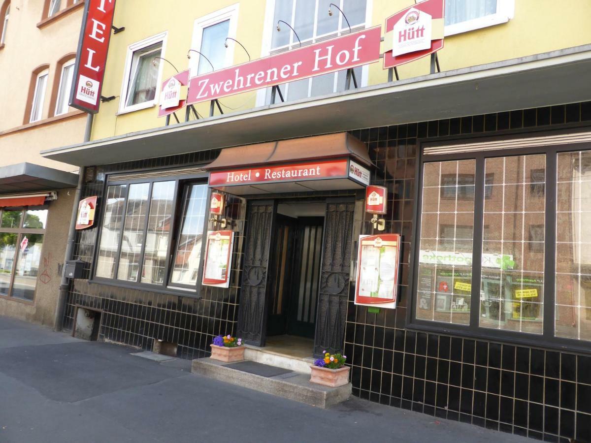 Отель Zwehrener Hof 3*